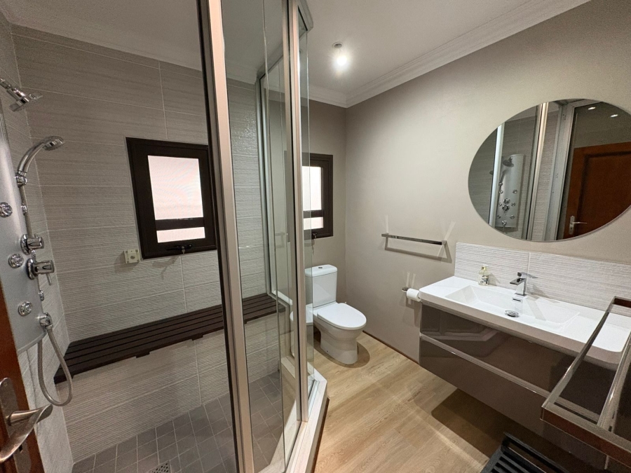 6 Bedroom Property for Sale in Cashan North West